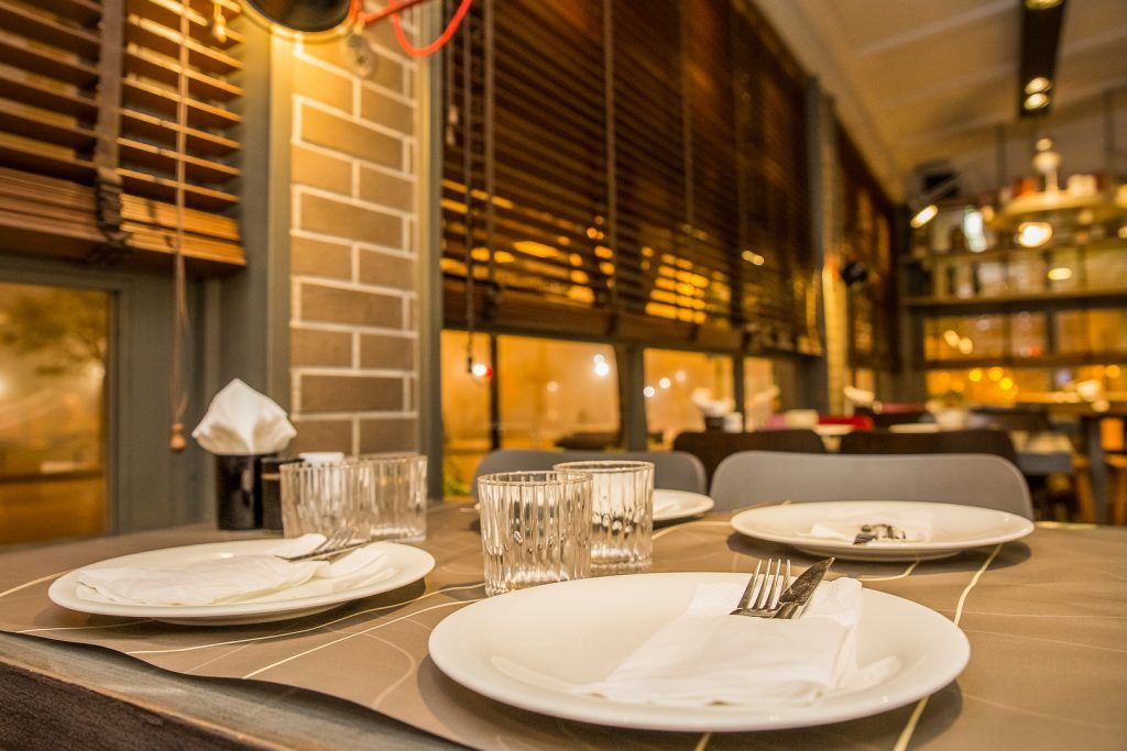 A laid table - Villaggio