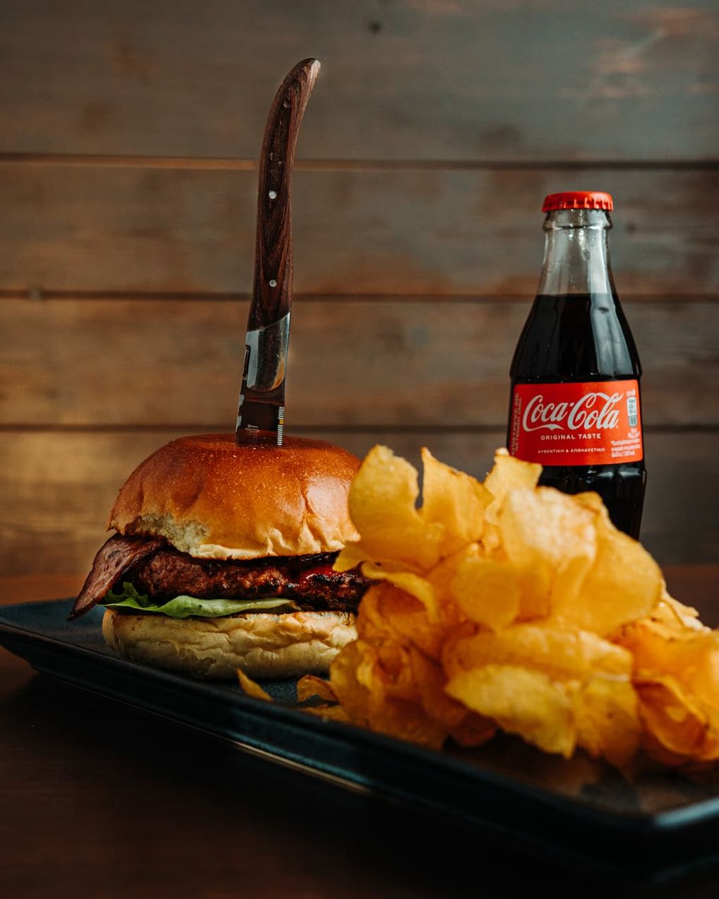 Burger with fries - Villaggio